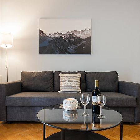 Syntagma Square Apartments By Livin Urbban Афины Экстерьер фото